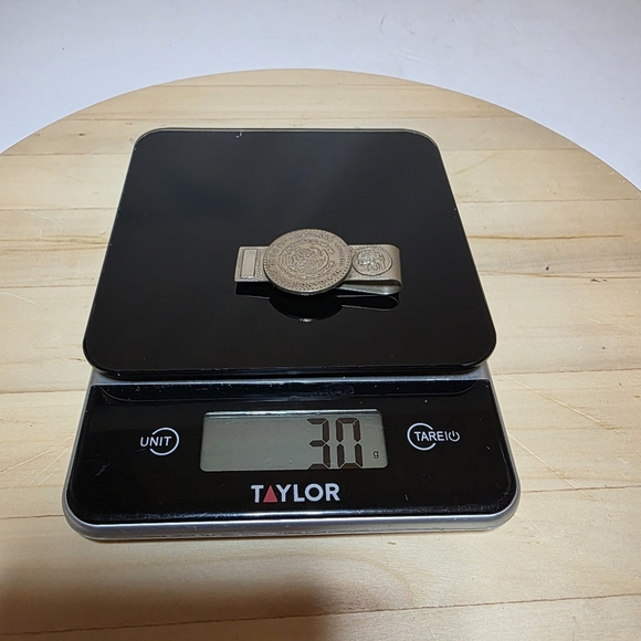 Vintage 1960 Un Peso Tepalcate Taxco Mexico 10% Silver Coin Money Clip Artisan - Picture 9 of 9